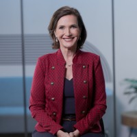 Dr Margie Warrell - دکتر مارگی وارل